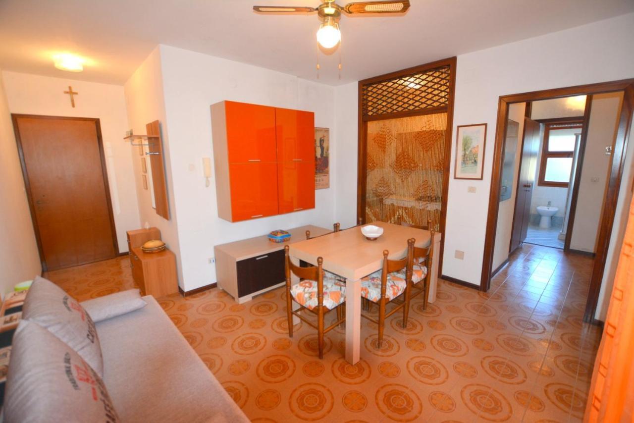 Lignano Nette Wohnung Naehe Am Meer 利尼亚诺萨比亚多罗 外观 照片